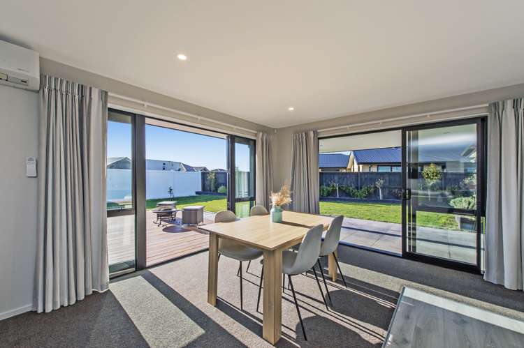 32 Temple Avenue Lincoln_7