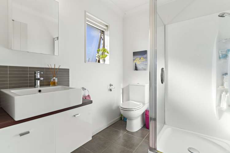 24 Charles Street Carterton_8