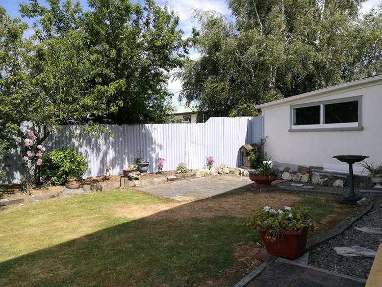 7 Hardie Grove Featherston_10