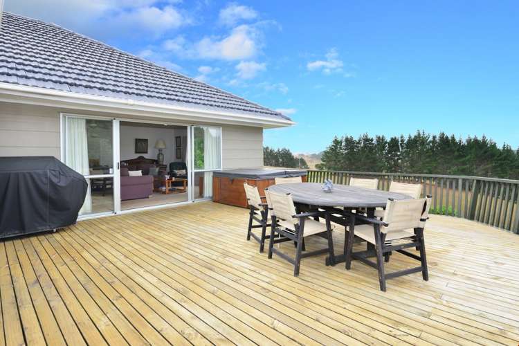 93 Chatham Road Helensville_3