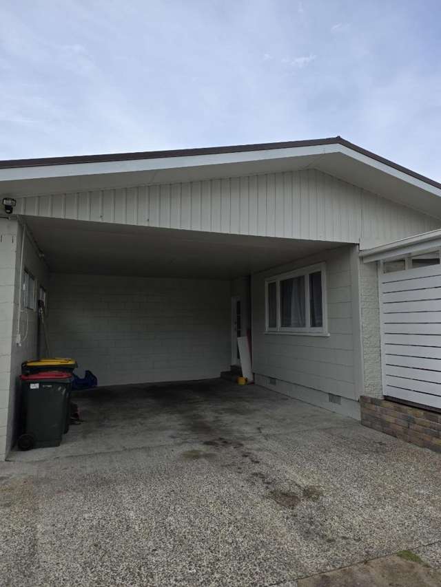 Renovated & ready to go!