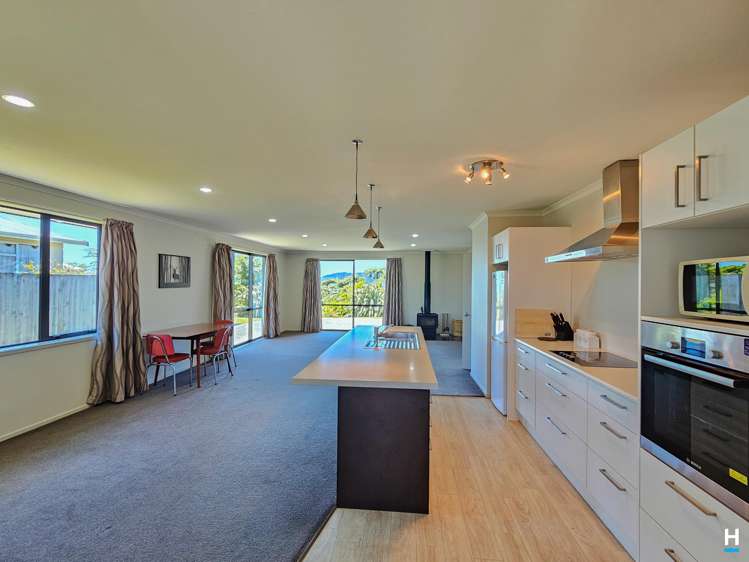 38 Arnott Heights Greymouth_7