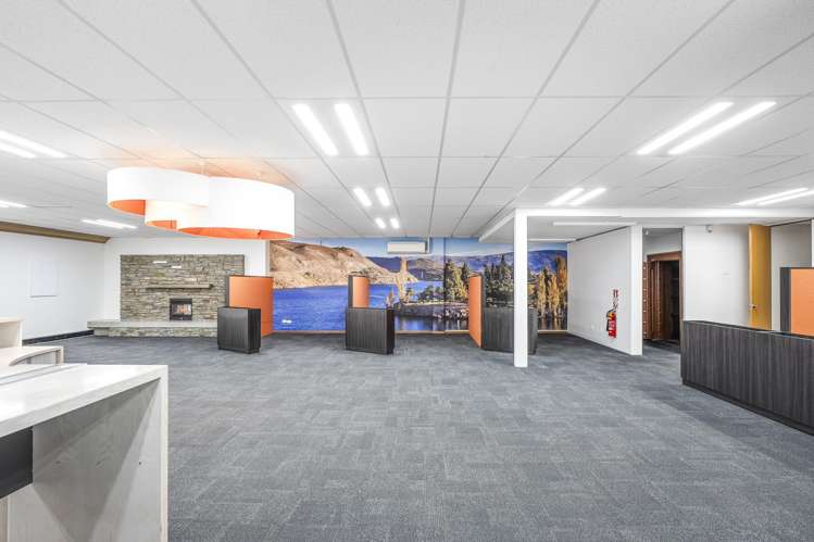 21 The Mall Cromwell_8