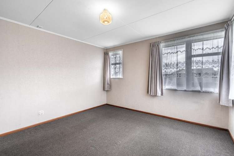 17 Sword Street Gore_12