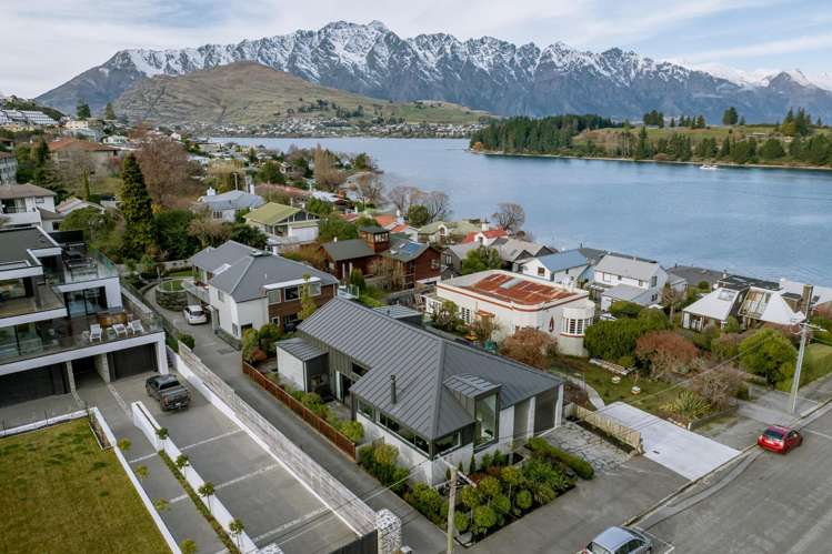 22 Brisbane Street Queenstown_24
