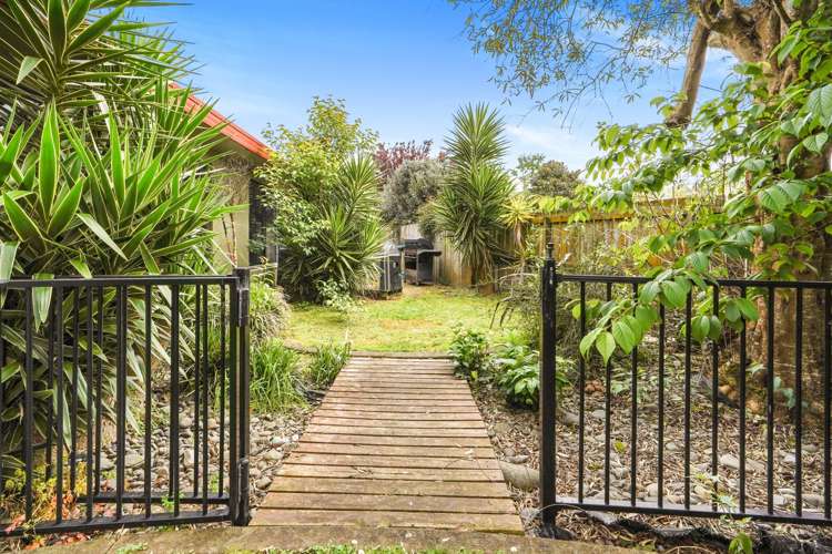 8 Dorchester Place Nawton_3