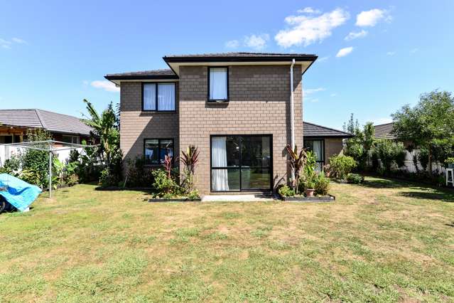 35 Cabourne Drive Glenview_2
