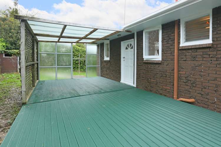 137 Edmonton Road Te Atatu South_20