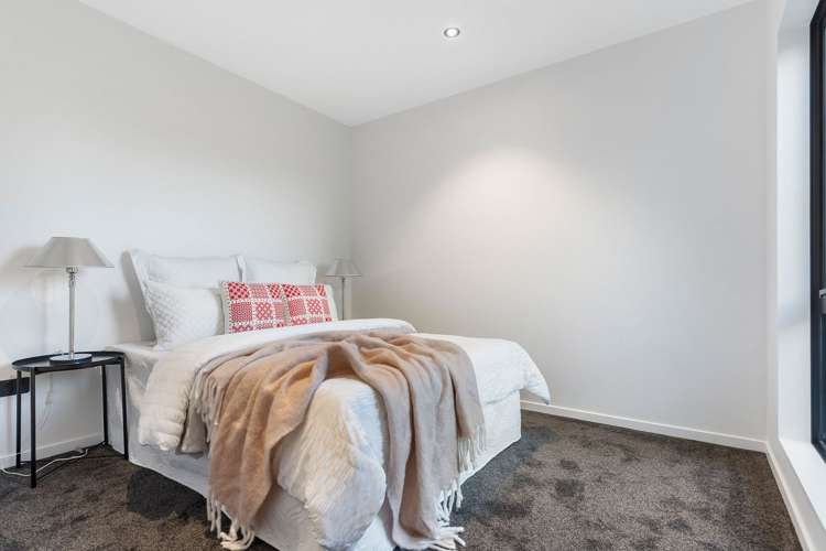 33 karaka village parade Karaka_13