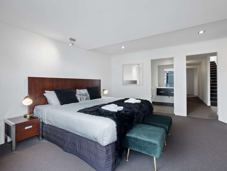 38h Lomond Crescent Queenstown_10