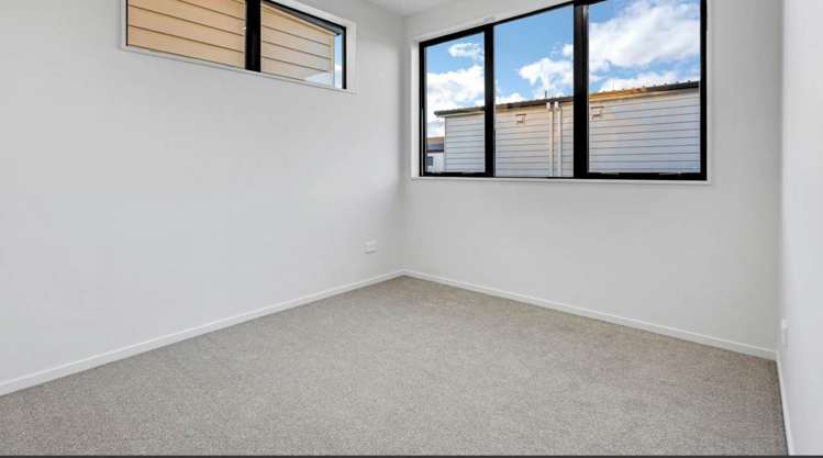 34 Whare Kauri Road Papakura_4