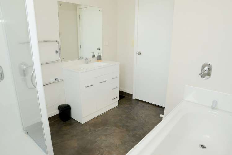 81 Lothian Crescent Strathern_9