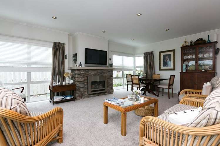 10 Saint Andrews Parkway Waiwhakaiho_32