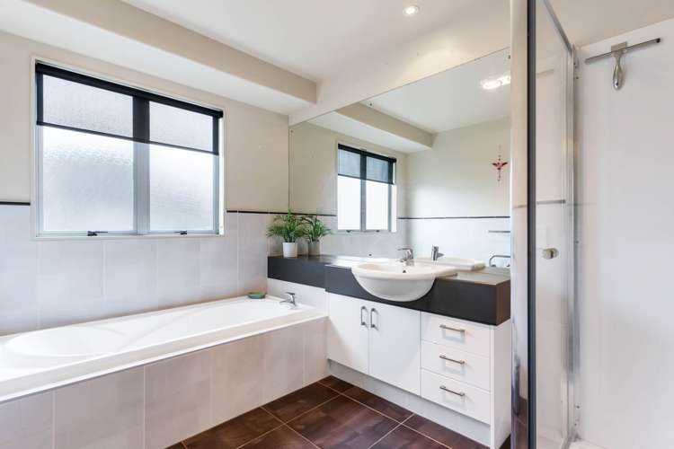 91 Baverstock Road Flat Bush_18