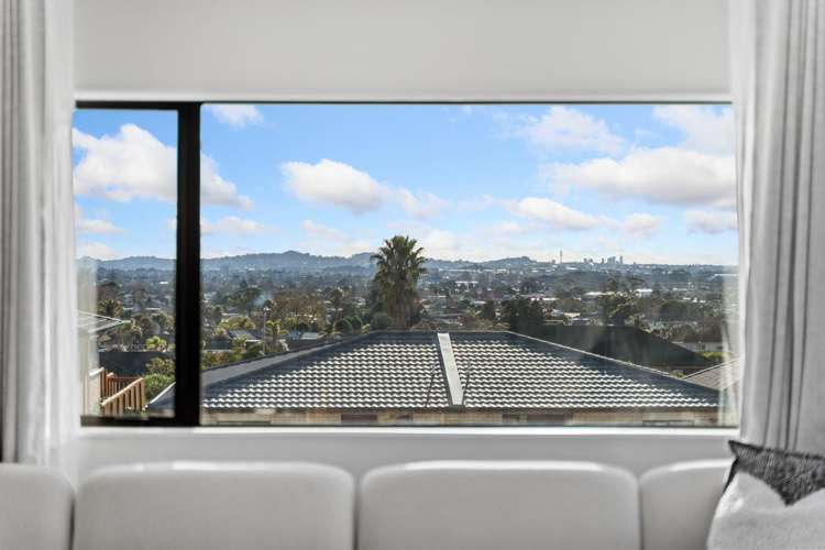 23 Gospel Heights Flat Bush_12