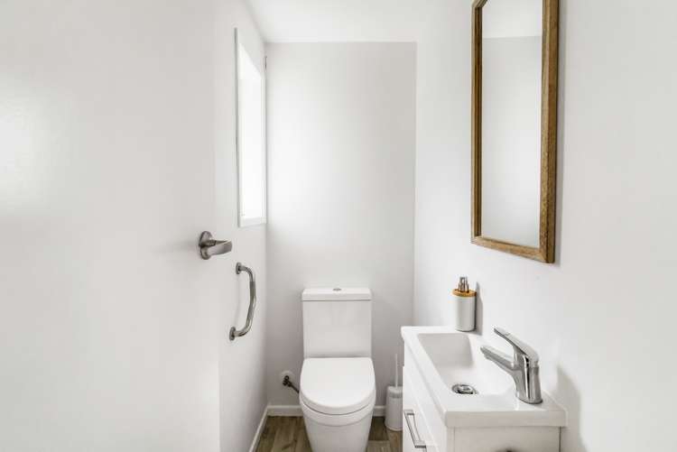 103b Mead Street Avondale_13