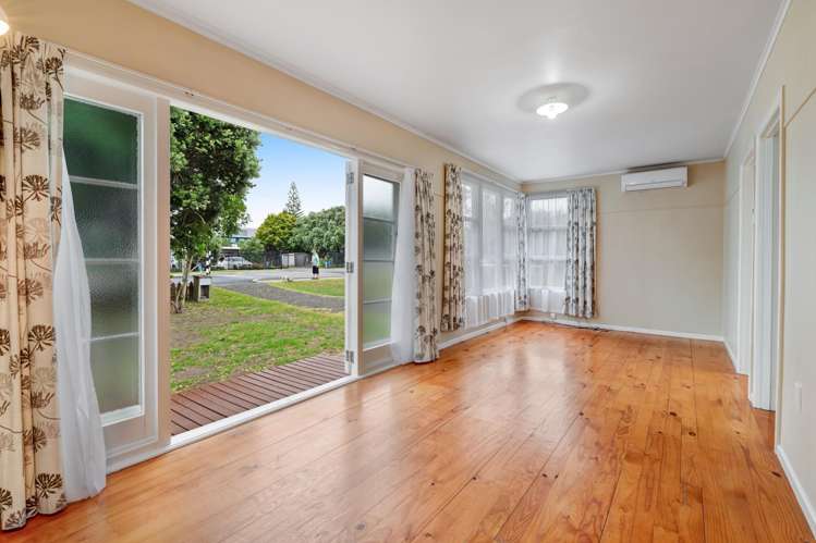 41 Centreway Road Orewa_8