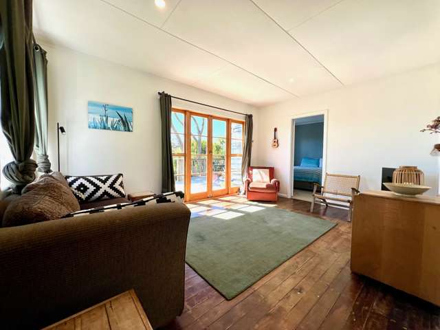 7 Upper Cross Street Raglan_2