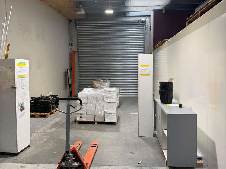 i/235 Bush Road Albany_5