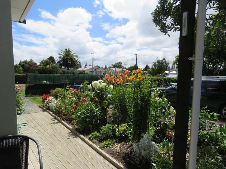 8 Jeans Street Masterton_8