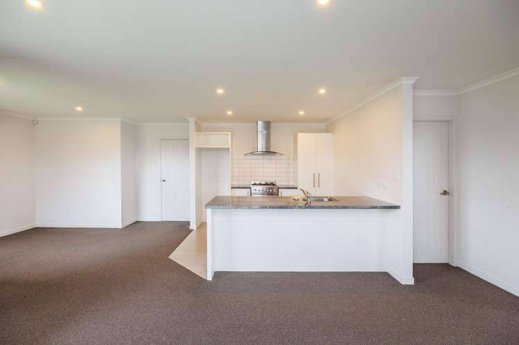 19 Varsity Heights Fitzherbert_10