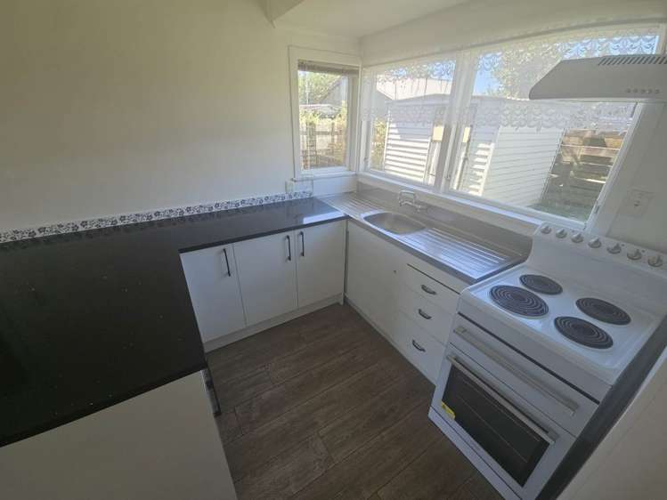 2/6 Ron Keat Drive Papakura_2