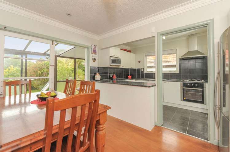 124 Portage Road New Lynn_11