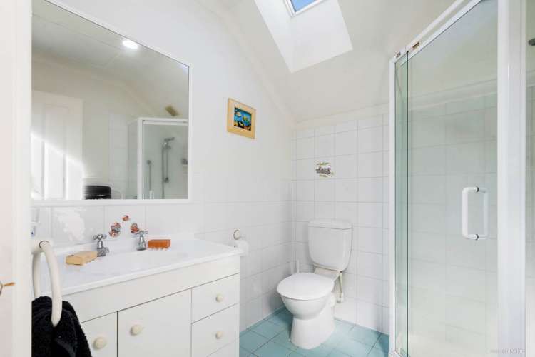 28 Trossach Place Wattle Downs_25