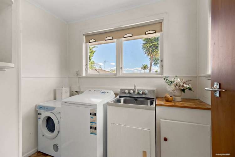 24 Kelvyn Grove Hillpark_21