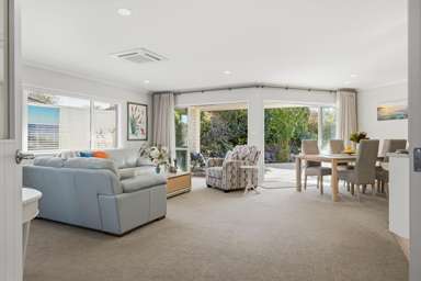 37 Santa Monica Drive_1