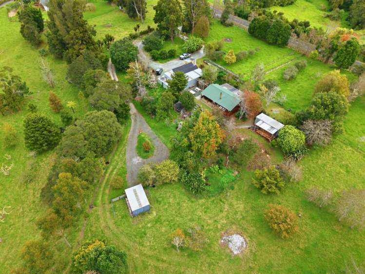 669 Takahue Road Takahue_36