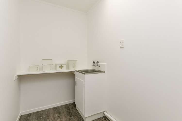 2/56 Te Atatu Road Te Atatu South_11