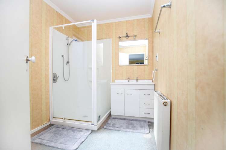 33 Main Road Stewart Island_19