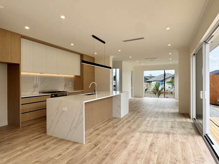 7 Tukutata Crescent Milldale_5