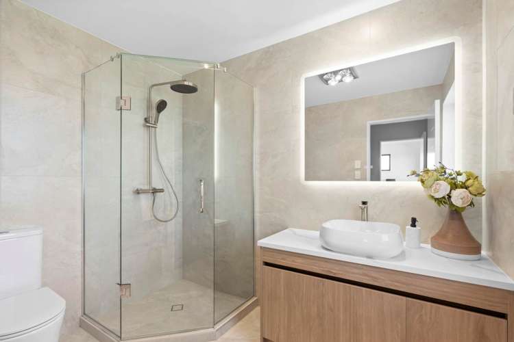 64 Malahide Drive Flat Bush_23