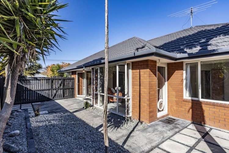 59 Uxbridge Street Redwood_21