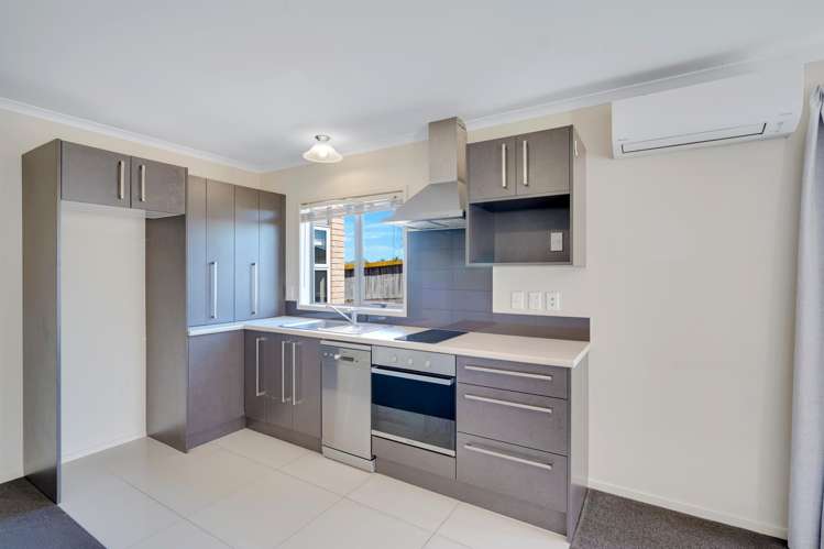 30 & 30A Sirius Crescent Rototuna North_22