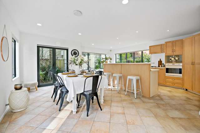 3/58-60 Heathcote Road Castor Bay_4