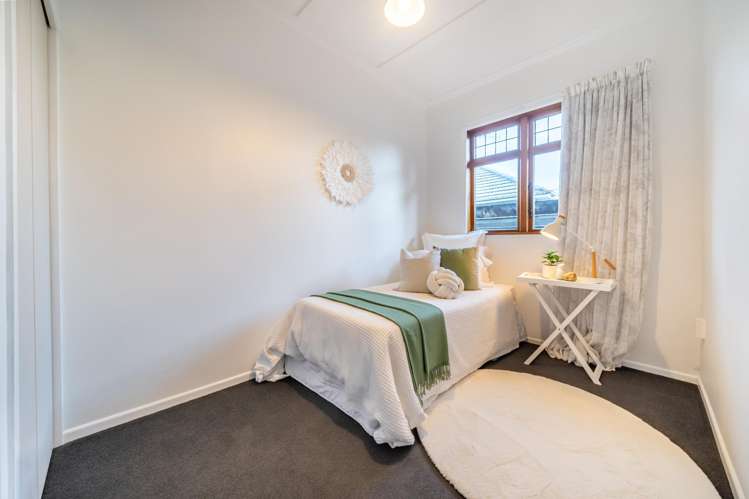 53 Palmer Crescent Silverstream_24