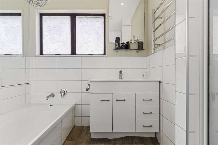 8 Lorelei Place Opaheke_11