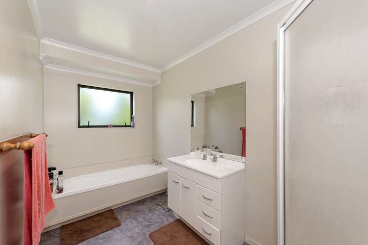 19 Northmeadow Drive Rototuna_13