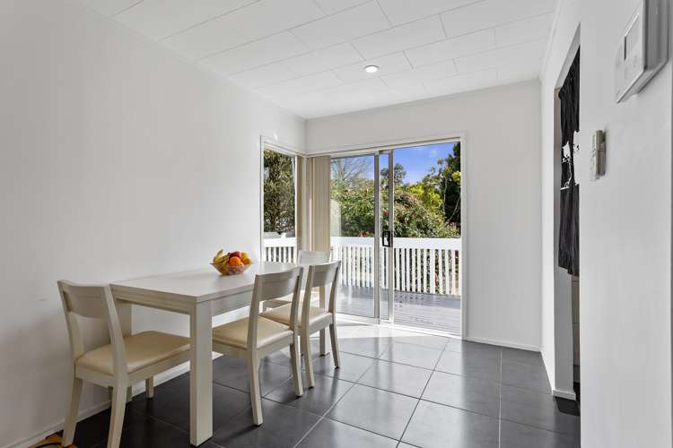 8 Skyla Place Massey_5