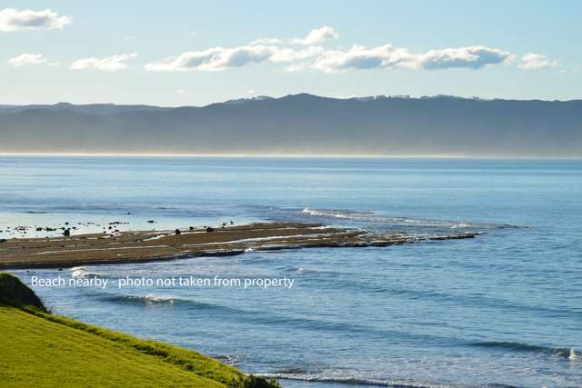 3 Browns Rise Māhia_2