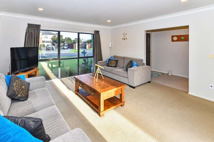 3 Belfry Place Wattle Downs_22