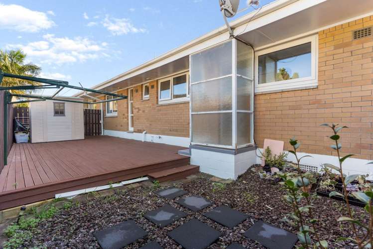 2/10 Omana Road Papatoetoe_13