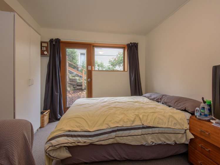 73a Wynyard Crescent Fernhill/Sunshine Bay_3