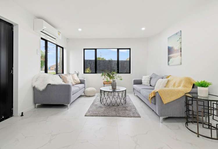 4/144 Russell Road_0