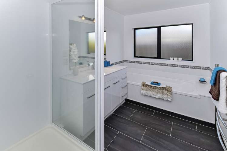 2/156 Old Wairoa Road Papakura_7