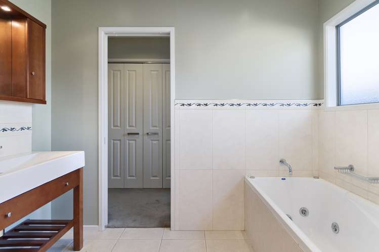 123 Solomon Street Brookfield_23