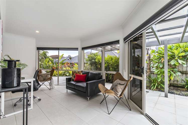 6 Canonbie Place East Tamaki Heights_9